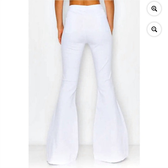 NWT high rise, distressed bell bottoms jeans, size XL - Picture 3 of 9